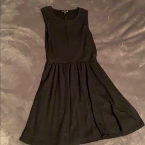 Black skater dress XS